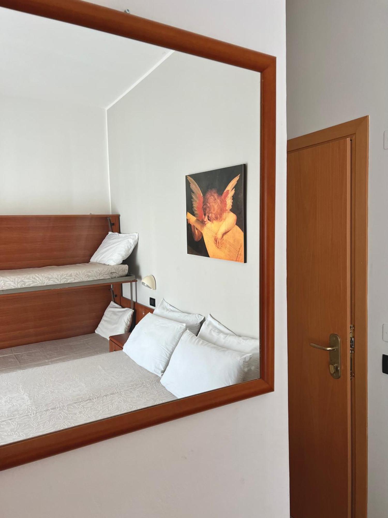 Hotel B&B Ardea Римини Экстерьер фото