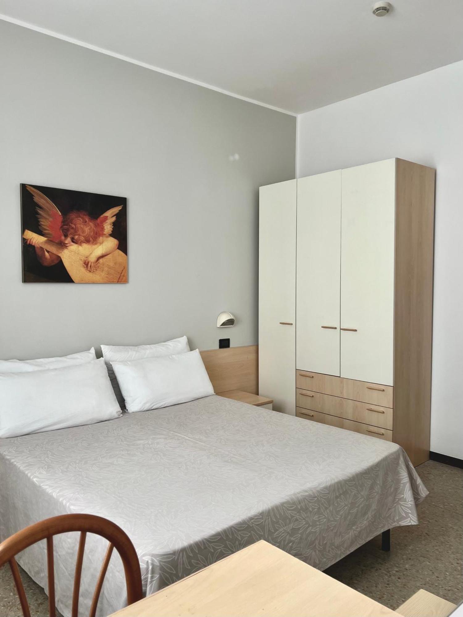 Hotel B&B Ardea Римини Экстерьер фото