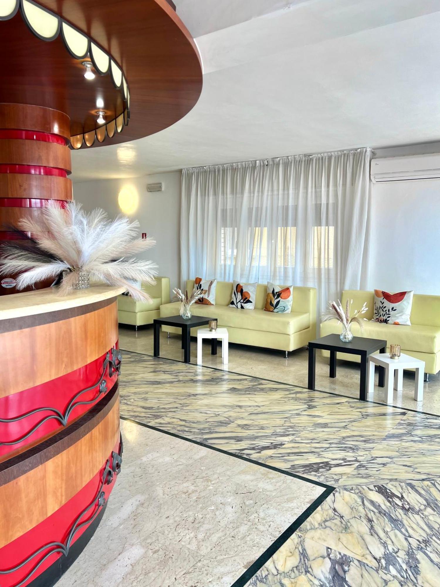 Hotel B&B Ardea Римини Экстерьер фото