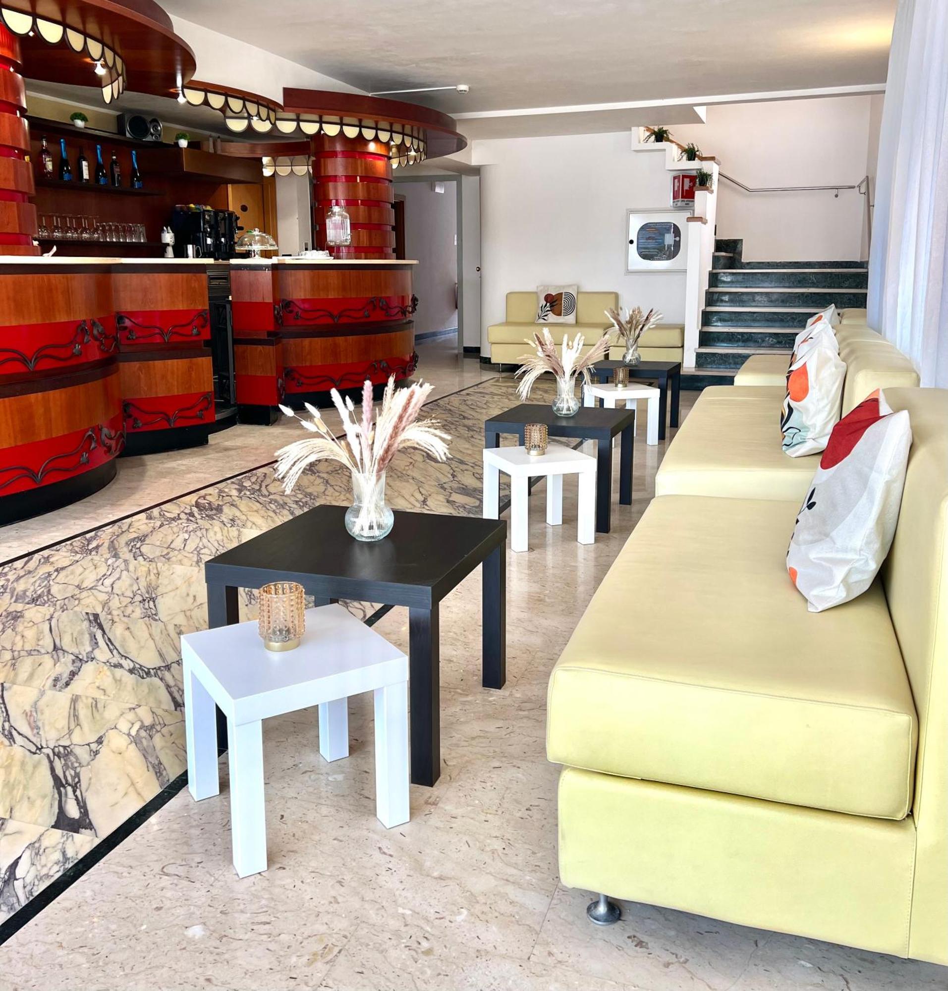 Hotel B&B Ardea Римини Экстерьер фото